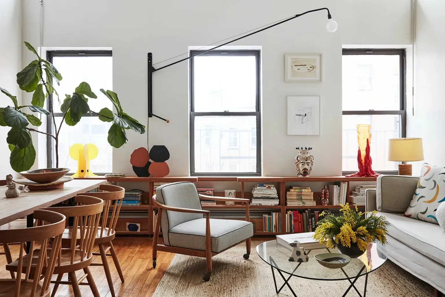 7 Layout Tricks to Help You Squeeze a Dining Area Into a Small Living Room - 7