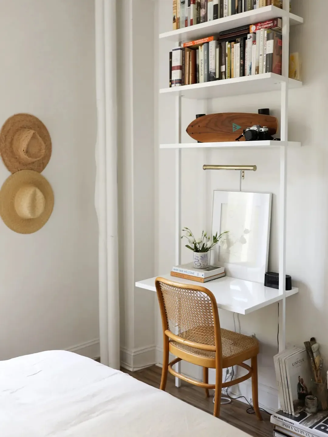 9 Bedroom-Office Combos That Balance Productivity and Cozy Comfort - 2