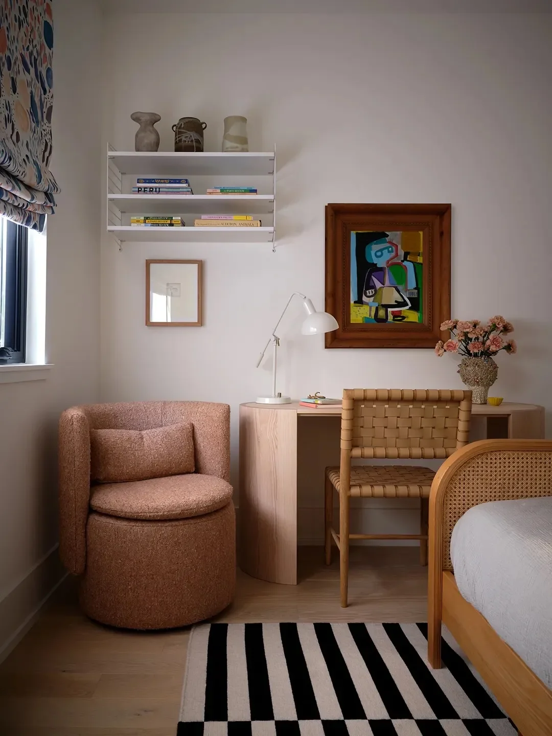 9 Bedroom-Office Combos That Balance Productivity and Cozy Comfort - 3