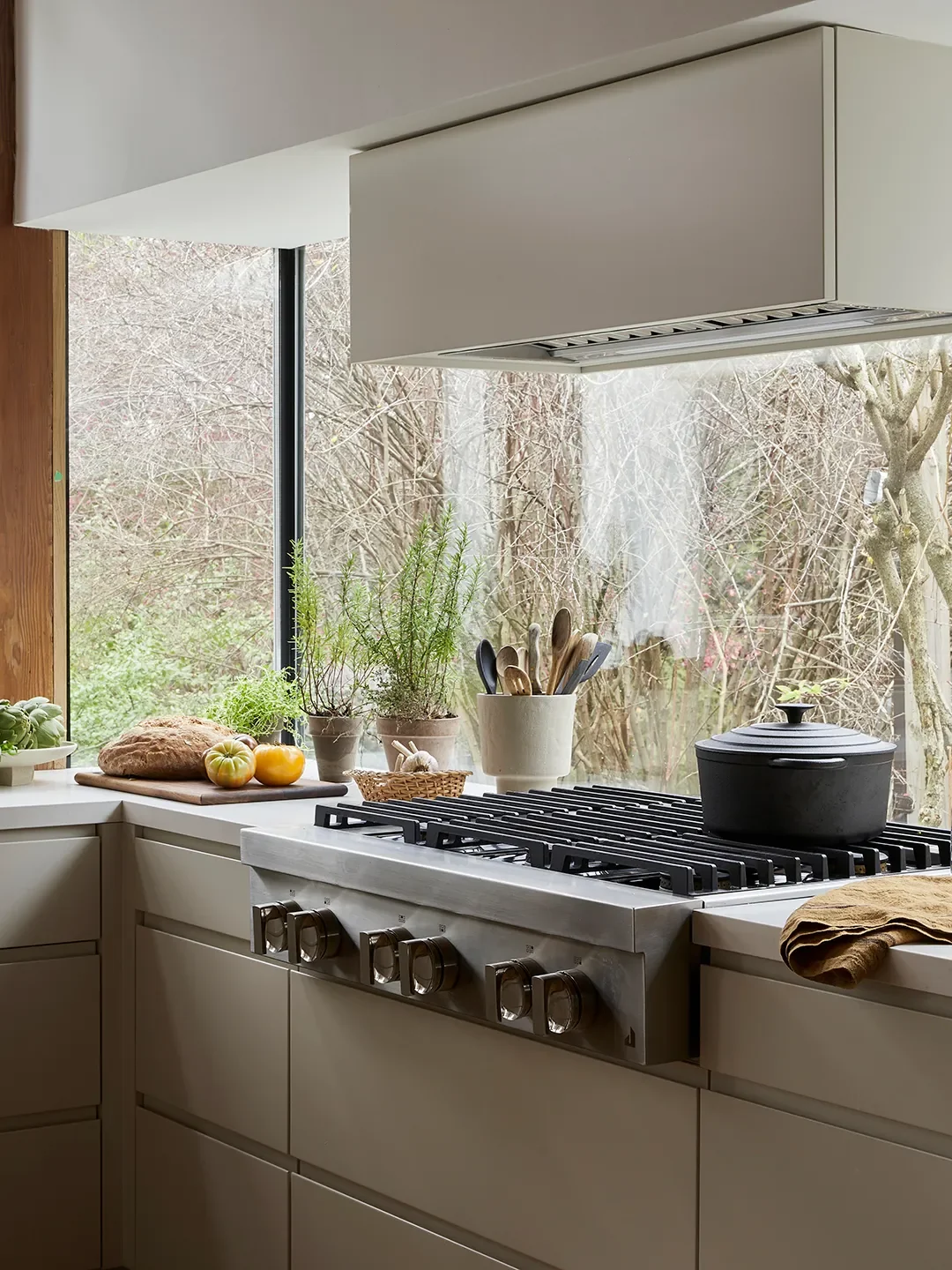 Designer Tricks That Tame Awkwardly Placed Windows in Any Room - 3