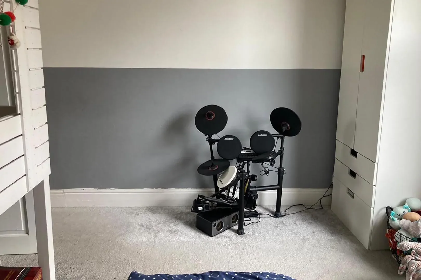 Before & After: A Custom Platform Bed Makes This Sporty Tween’s Room Sleepover-Ready - 6