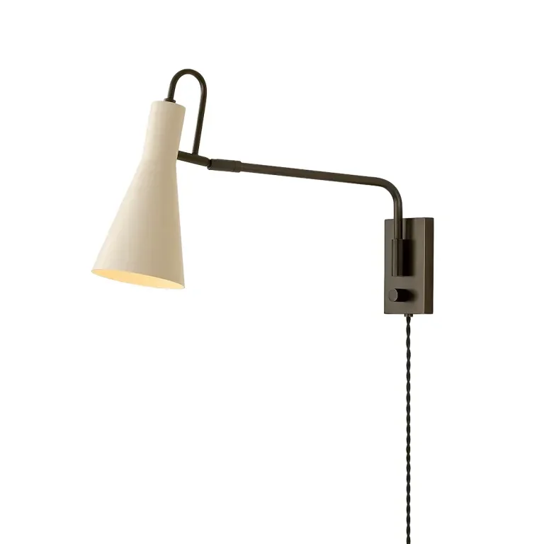 Don’t Hide Your Plug-in Sconce Cords—Squiggle Them Into a Design Moment - 6