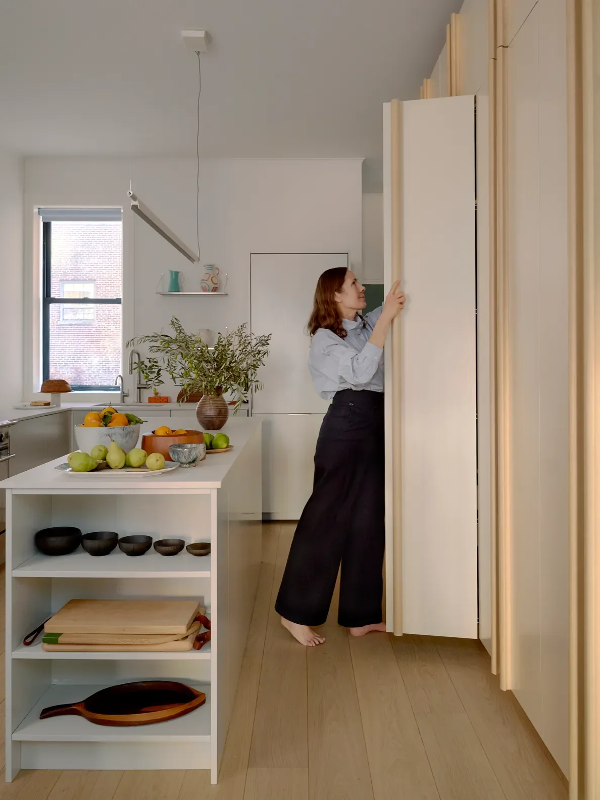 Every Detail Tells a Story in This Culinary Consultant’s Chelsea Aerie—Down to the Molding - 4