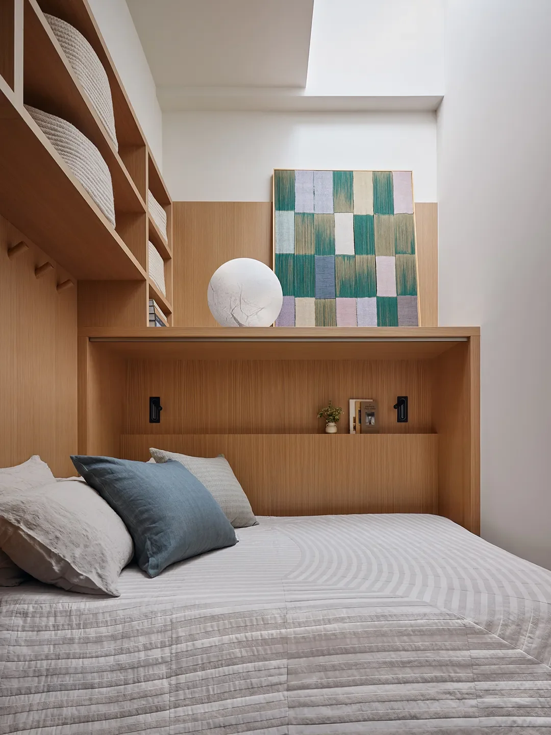 How a Designer Made a Murphy Bed in a 7×11 Room Look Like Built-Ins - 4