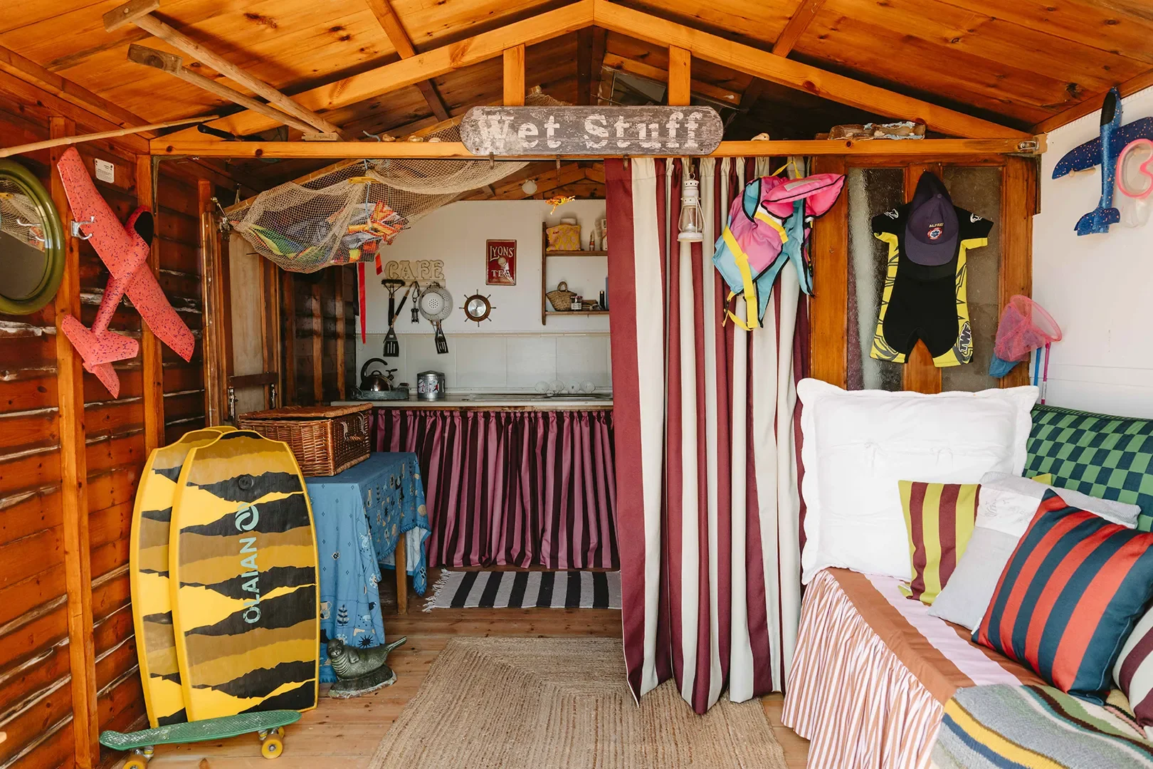 A Tiny British Beach Hut in Stripes on Stripes—Subtly Nautical, Never Obvious - 4