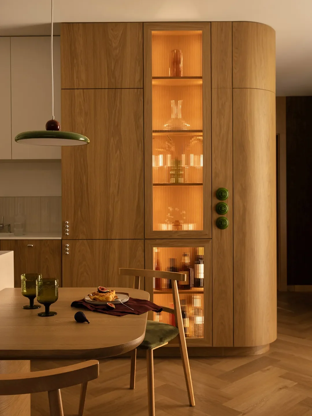 This Wood-Clad Warsaw Apartment Delivers Six Zones in Just 678 Square Feet - 6